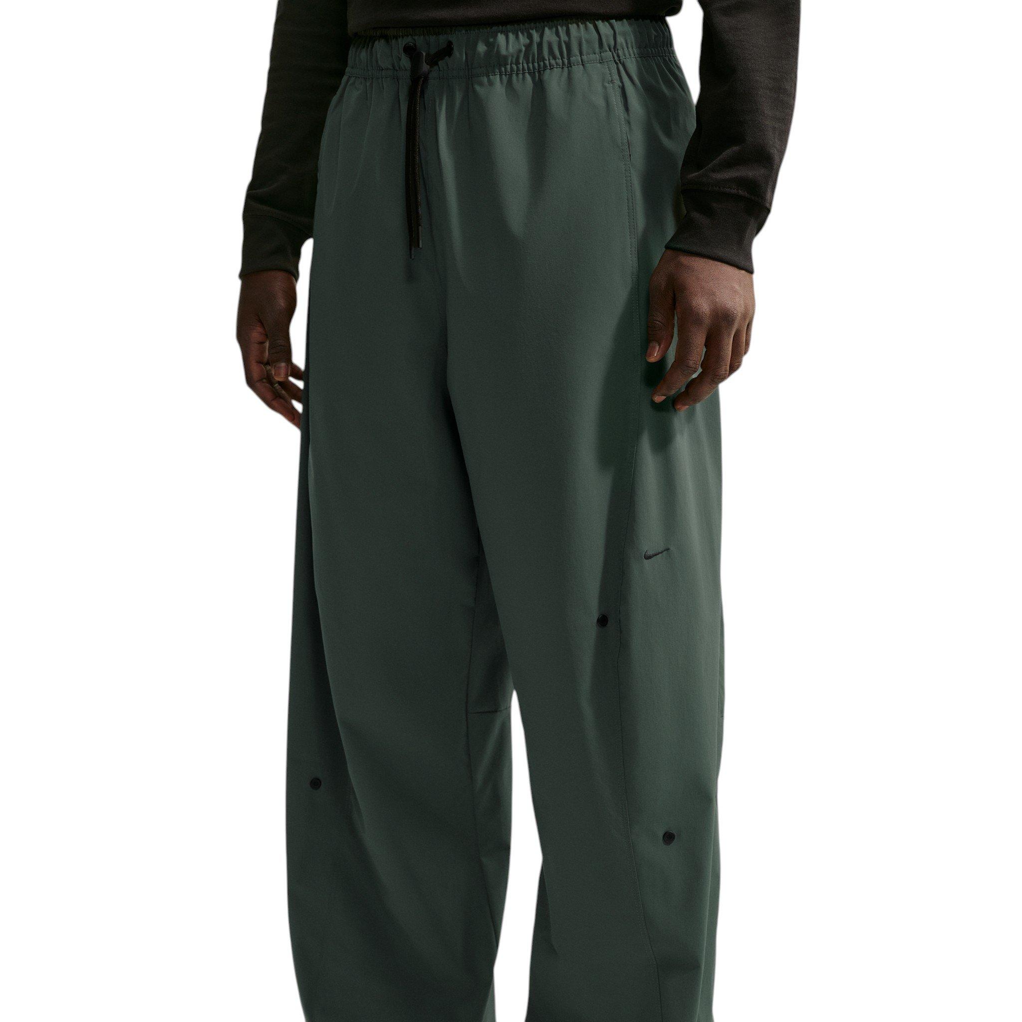 Nike Men's Tech Helios Dri-FIT Pants - GREEN
